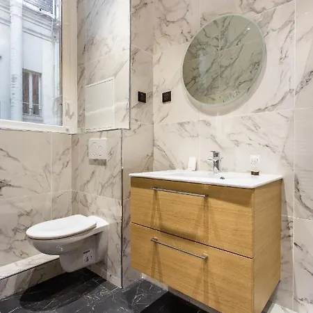 Luxury On The Champs-elysees, Heart Of Apartment *